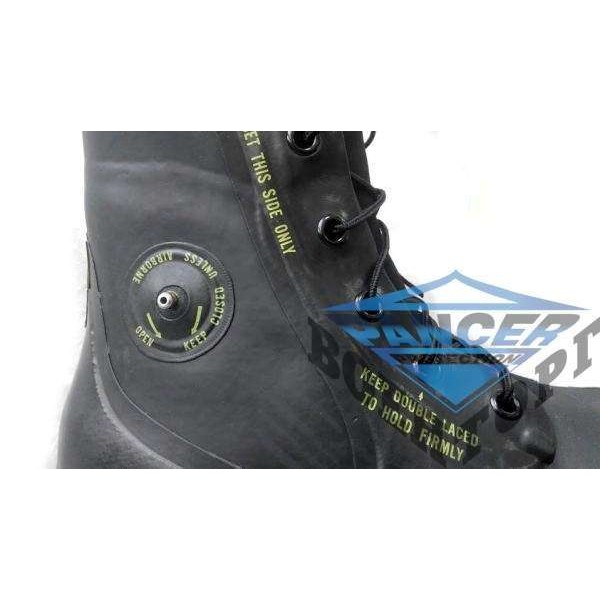 BATA Insulated Cold Weather Rubber Boots або Mickey Mouse Boots - 2587910