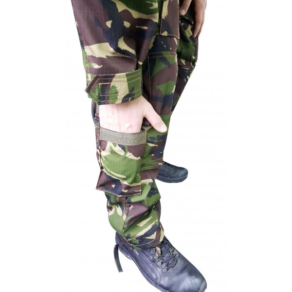 Військова форма Woodland - 2588966 Військова форма Woodland - 2588966