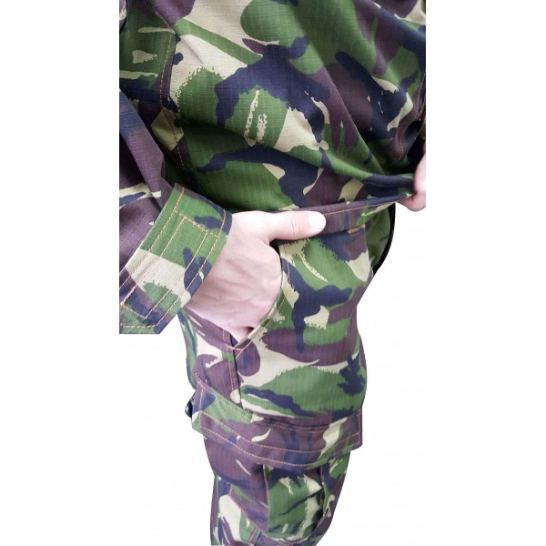 Військова форма Woodland - 2588966 Військова форма Woodland - 2588966