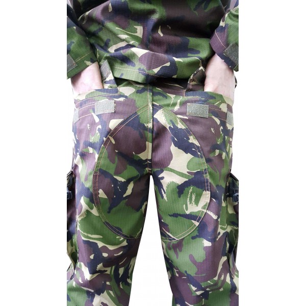 Військова форма Woodland - 2588966 Військова форма Woodland - 2588966