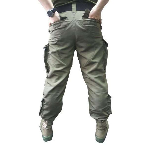 Форма охранника олива - 2592574 Форма охранника олива - 2592574