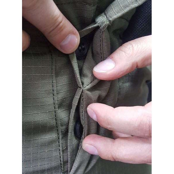 Форма охранника олива - 2592574 Форма охранника олива - 2592574