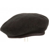 Черный берет британский
