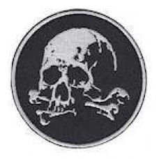 Шеврон Череп