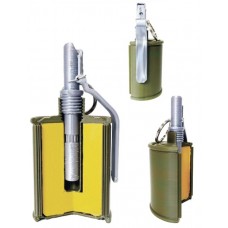 Макет осколочной гранаты наступательного действия РГ-42 (в разрезе)