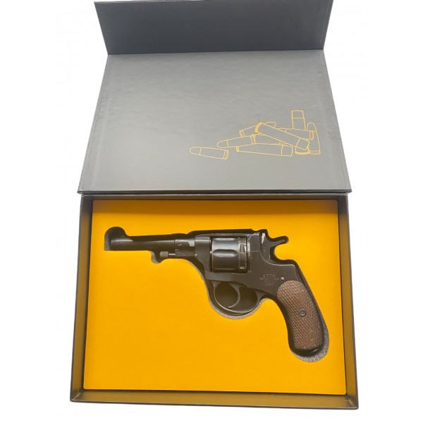 Масо-габаритний макет Револьвер системи Наган - 3592105 Масо-габаритний макет Револьвер системи Наган - 3592105