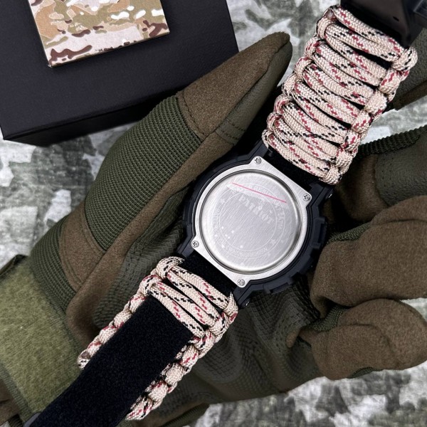 Patriot 005 Тризуб срібло Чорний Паракордовий ремінець Desert Camo + Коробка - 1201-0401-30