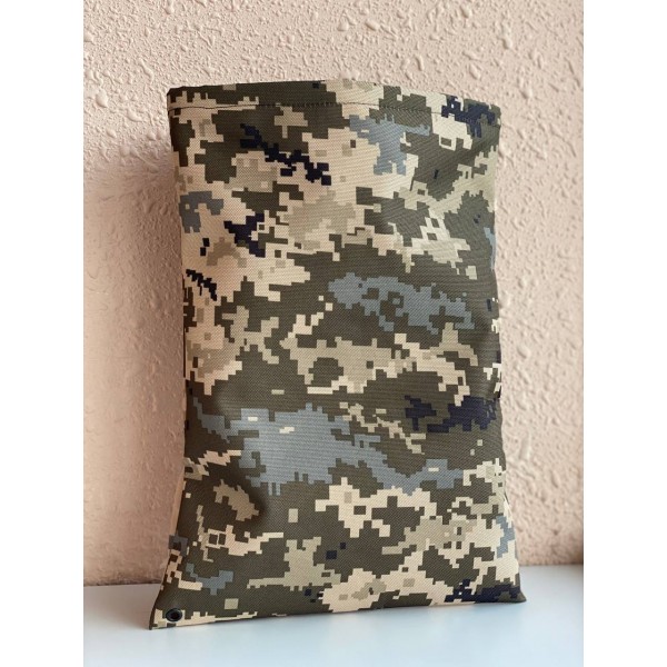 Подсумок для сброса магазинов с подкладкой на кнопках МК Пиксель - 3573915 Подсумок для сброса магазинов с подкладкой на кнопках МК Пиксель - 3573915