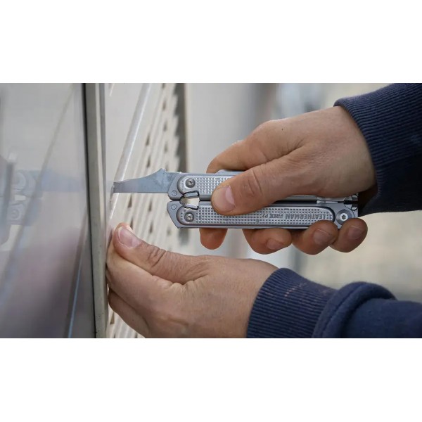 Мультитул Leatherman 832638 Free P2 Silver + чехол - 619315 Мультитул Leatherman 832638 Free P2 Silver + чехол - 619315