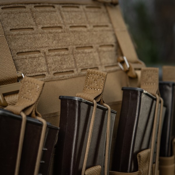 M-Tac передня панель для чохла бронежилета Sturm на 4 магазина Coyote - 10312005 M-Tac передня панель для чохла бронежилета Sturm на 4 магазина Coyote - 10312005