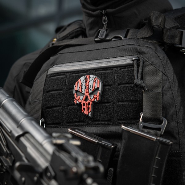 M-Tac нашивка Ukrainian Punisher 3D PVC Red/Black type 2 - 51155234 M-Tac нашивка Ukrainian Punisher 3D PVC Red/Black type 2 - 51155234