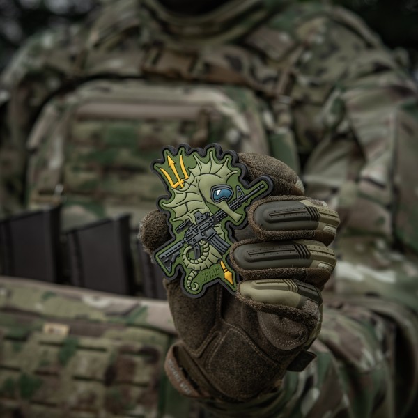 M-Tac нашивка Морський коник (PVC) олива - 51348371 M-Tac нашивка Морський коник (PVC) олива - 51348371