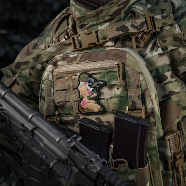 M-Tac нашивка Tactical girl №6 PVC White/Pink/Olive V2 - 51468002 M-Tac нашивка Tactical girl №6 PVC White/Pink/Olive V2 - 51468002