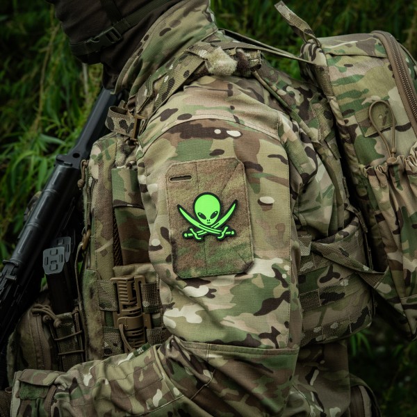 M-Tac нашивка НЛО оператор GID Black/Green - 51509002 M-Tac нашивка НЛО оператор GID Black/Green - 51509002