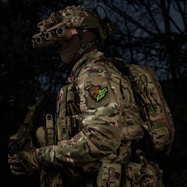 M-Tac Нашивка "Дивись в пітьму як Хижак" PVC Black/Coyote - 52338315 M-Tac Нашивка "Дивись в пітьму як Хижак" PVC Black/Coyote - 52338315