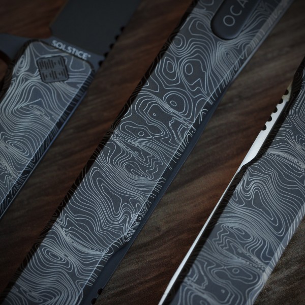 ж Ocaso "Solstice", Engraved titanium Topo Pattern, Black - 10ETB ж Ocaso "Solstice", Engraved titanium Topo Pattern, Black - 10ETB