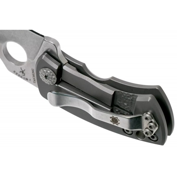 Нож Spyderco McBee CTS XHP Titanium Gray - 871740 Нож Spyderco McBee CTS XHP Titanium Gray - 871740
