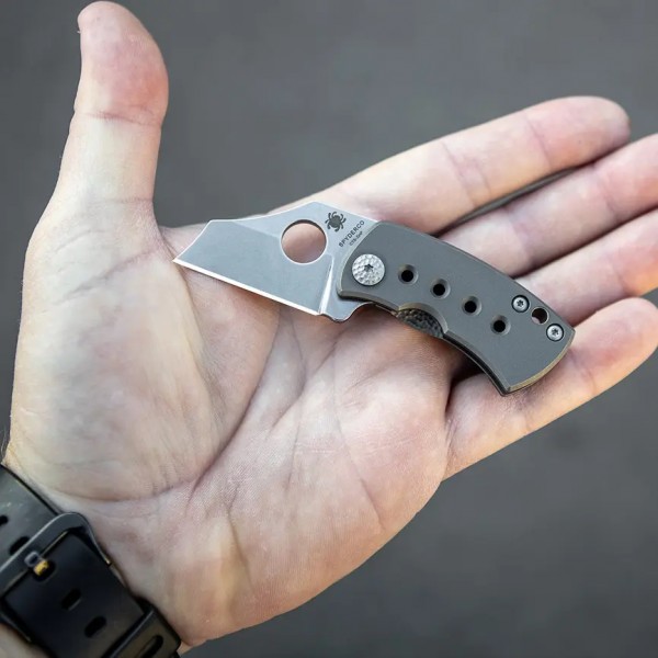 Нож Spyderco McBee CTS XHP Titanium Gray - 871740 Нож Spyderco McBee CTS XHP Titanium Gray - 871740