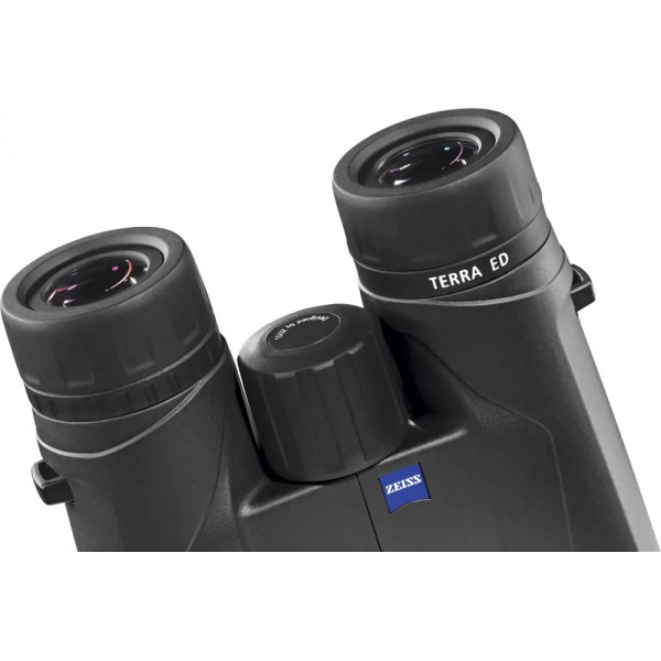 Бинокль Zeiss Terra ED 10х32 Black-Black - 7120338 Бинокль Zeiss Terra ED 10х32 Black-Black - 7120338