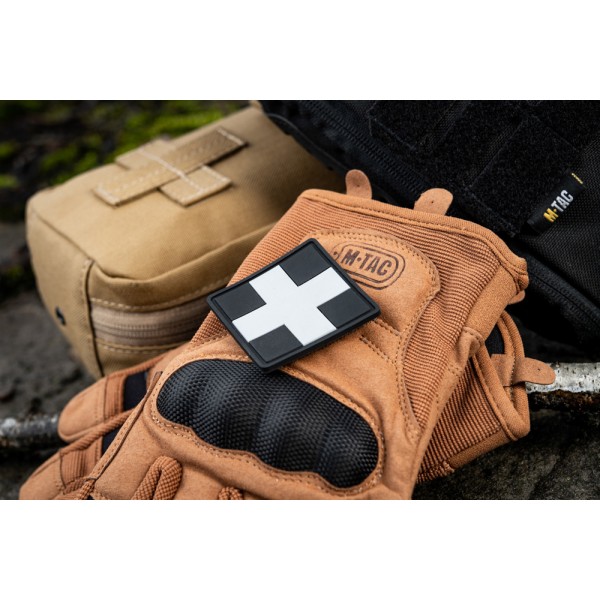 M-Tac нашивка Medic Cross Square ПВХ чорний/сірий - 51124211 M-Tac нашивка Medic Cross Square ПВХ чорний/сірий - 51124211