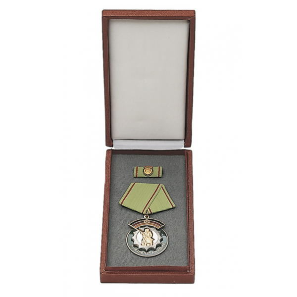 Медальному ЧОХОЛ MDI 14X8X3,5 CM ЧЕРВОНИЙ - 3566178